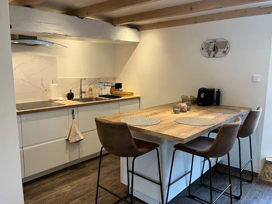 La Petite Maison - La Grange Des Colporteurs Nanclars Экстерьер фото
